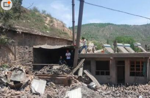 農(nóng)家鍋爐爆炸導(dǎo)致煙囪炸飛50米傷兩人，煙囪加固不可靠?