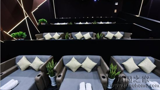 普通影院改造，杭州電影院首推床廳。