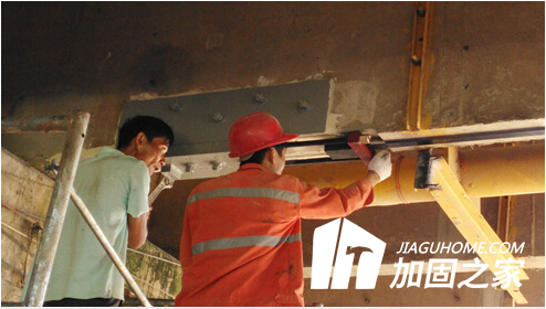 置換混凝土加固施工時，需要注意什么問題？