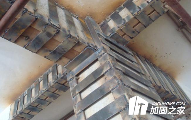 在房屋加固時，碳纖維加固和粘鋼加固應(yīng)該如何選擇?